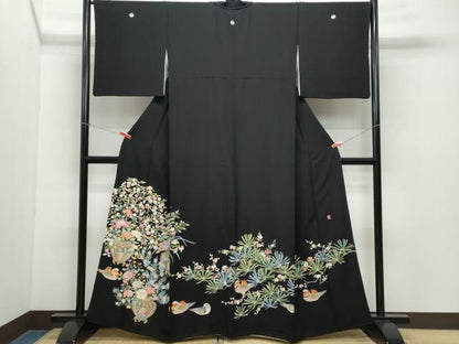 平和屋着物●豪華黒留袖　友禅　作家物　鴛鴦陶器草花文　正絹　逸品　CAAZ0881vf