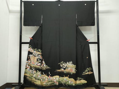 平和屋着物●豪華黒留袖　作家物　駒刺繍　御所車人物文　金彩　正絹　逸品　未使用　CAAZ1034vf