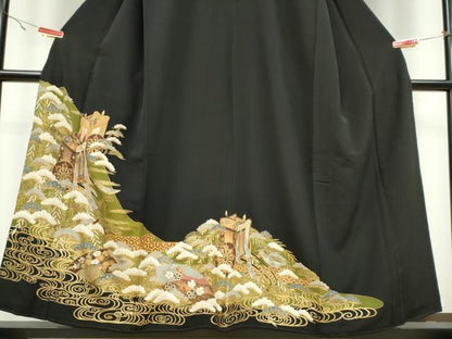 平和屋着物■豪華黒留袖 駒刺繍 流水御所車松文 金彩 正絹 逸品 CAAZ1397ou