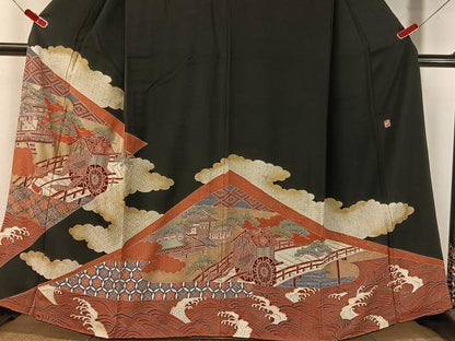 平和屋着物■豪華黒留袖　作家物　雲取り色紙御所車花文　金彩　正絹　逸品　CAAZ2145vp