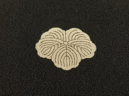 平和屋着物■豪華黒留袖　刺繍　飛鶴箔散らし　暈し染め　金銀彩　正絹　逸品　CAAZ2261vp