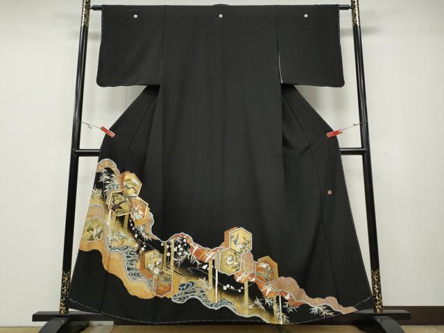 平和屋着物●豪華黒留袖　作家物　駒刺繍　エ霞亀甲草花文　金彩　正絹　逸品　未使用　CAAZ2471ut