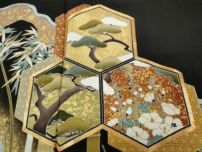 平和屋着物●豪華黒留袖　作家物　駒刺繍　エ霞亀甲草花文　金彩　正絹　逸品　未使用　CAAZ2471ut