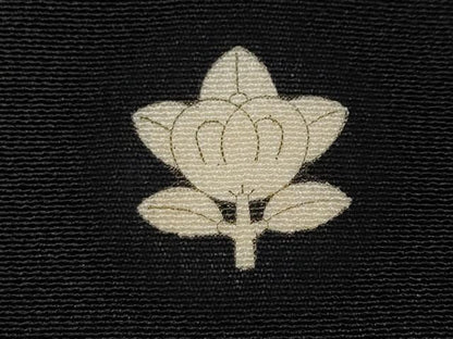 平和屋着物●豪華黒留袖　作家物　駒刺繍　エ霞亀甲草花文　金彩　正絹　逸品　未使用　CAAZ2471ut