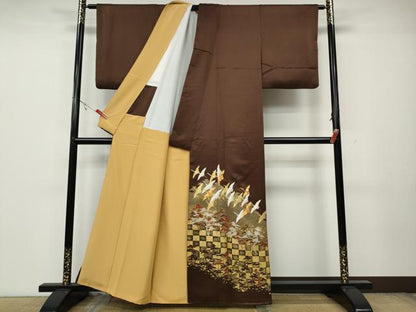 平和屋着物●銀座きしや 色留袖 駒刺繍 飛鶴松文 金彩 正絹 逸品 CAAZ2724ut