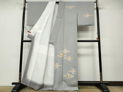 平和屋着物●銀座きしや 訪問着 駒刺繍 菱吉祥花文 金彩 正絹 逸品 CAAZ2725ut