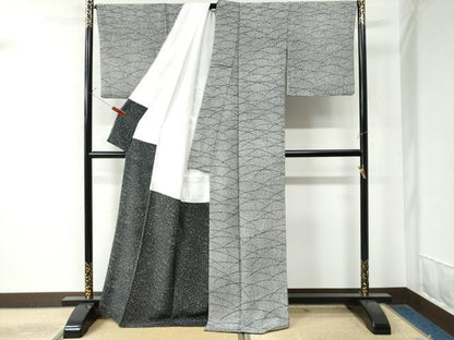 平和屋着物●上質な小紋 作家物 芝草文 たたき染め 黒地 ロング丈 正絹 逸品 CAAZ2834yc
