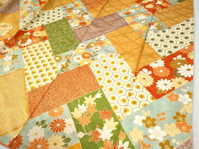 平和屋着物●豪華振袖　駒刺繍　貝桶吉祥草花文　金彩　正絹　逸品　CAAZ2917yc