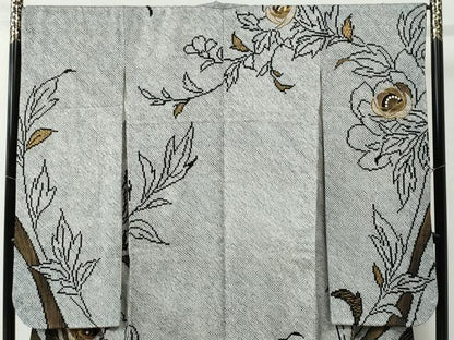 平和屋着物●豪華振袖 総絞り 駒刺繍 牡丹 黒地 金彩 鈴乃屋扱い 正絹 逸品 CAAZ3020yc