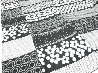 平和屋着物●上質な小紋 総絞り 横段吉祥文 黒地 正絹 逸品 未使用 CAAZ3096yc