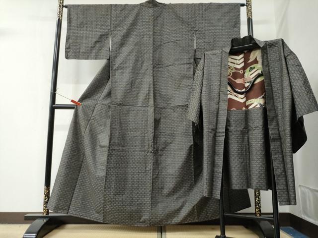 平和屋着物●本場大島紬 龍郷絣 秋名バラ アンサンブル 正絹 逸品 CAAZ3101yc