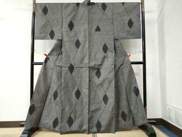 平和屋着物●本場大島紬 9マルキ 変わり縞 菊 正絹 逸品 CAAZ3348yc