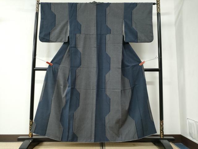 平和屋着物●本塩沢　110亀甲　変わり縞　正絹　逸品　CAAZ3418yc