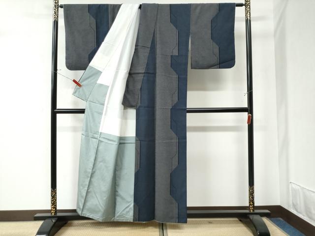 平和屋着物●本塩沢　110亀甲　変わり縞　正絹　逸品　CAAZ3418yc