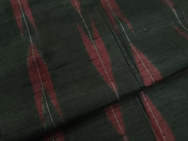 平和屋着物●上質な紬　矢羽文　正絹　逸品　CAAZ3458yc