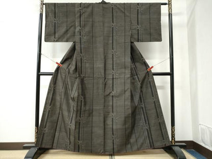 平和屋着物●本場大島紬 笹竹文 正絹 逸品 CAAZ3596yc