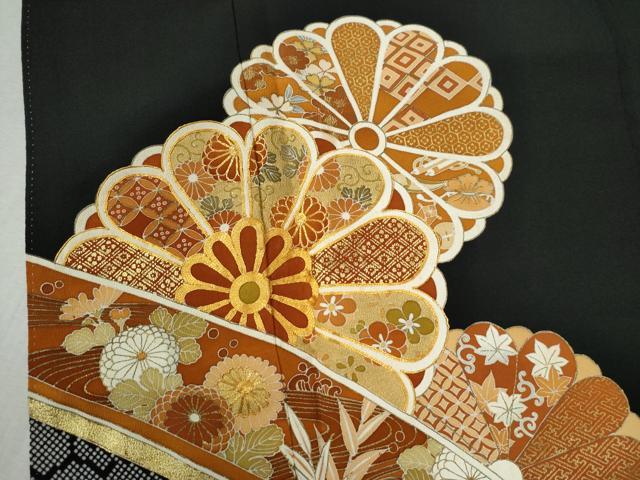 平和屋着物●豪華黒留袖　駒刺繍　吉祥花唐草文　金彩　正絹　逸品　CAAZ3721yc