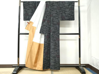 平和屋着物●上質な紬 草花文 黒地 正絹 逸品 CAAZ3839yc