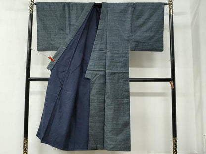 平和屋着物●男性　本場大島紬　80亀甲　総詰め　正絹　逸品　CAAZ3894yc