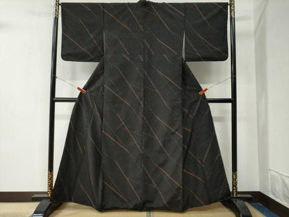 平和屋着物●上質な紬　吉祥文　黒地　正絹　逸品　CAAZ3949yc