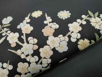 平和屋着物●中国三大刺繍 相良刺繍 総刺繍 塩瀬 九寸名古屋帯 枝花文 黒地 正絹 逸品 CAAZ4165hy