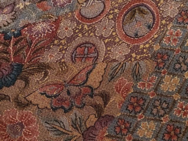 平和屋着物■上質な小紋　切嵌花蝶文　金彩　鬼しぼ縮緬　正絹　逸品　CAAZ5422ev