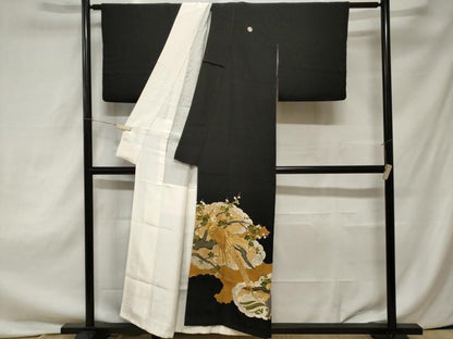 平和屋着物■豪華黒留袖　駒刺繍　尾長鳥枝梅文　金彩　正絹　逸品　CAAZ5783ev