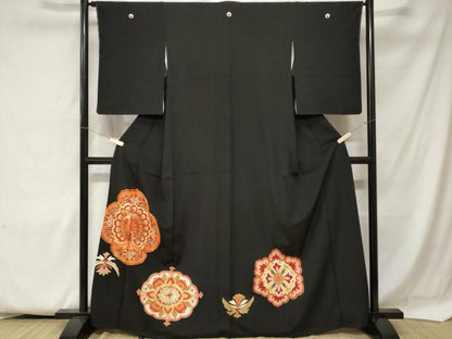 平和屋着物■豪華黒留袖　駒刺繍　孔雀花文　金彩　正絹　逸品　CAAZ5924ev