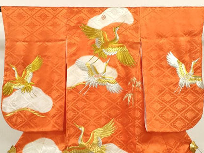 平和屋着物[]お宮参り　女の子　祝着　産着　初着　のしめ　駒刺繍　飛鶴松文　金彩　逸品　CAAZ6964ze
