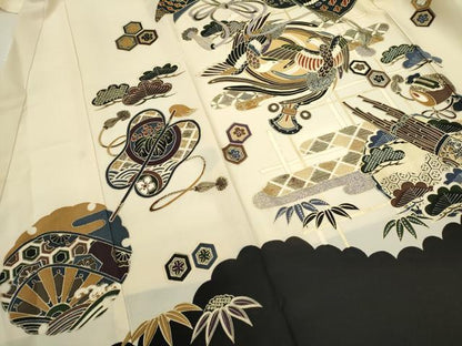 平和屋着物[]お宮参り　男の子　祝着　産着　初着　のしめ　龍　兜　鳳凰吉祥文　金彩　逸品　CAAZ6966ze