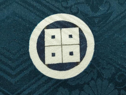 平和屋着物[]お宮参り　男の子　祝着　産着　初着　のしめ　刺繍　鷹　兜松文　金彩　逸品　CAAZ6970ze