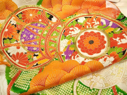 平和屋着物[]お宮参り　女の子　祝着　産着　初着　のしめ　駒刺繍　鼓花鳥松文　金彩　逸品　CAAZ6972ze