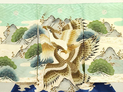 平和屋着物[]お宮参り　男の子　祝着　産着　初着　のしめ　駒刺繍　鷹　エ霞松文　金彩　逸品　CAAZ6981ze