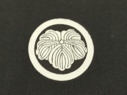 平和屋着物[]お宮参り　男の子　祝着　産着　初着　のしめ　鷹　龍　兜　吉祥松文　金銀彩　逸品　CAAZ6984ze