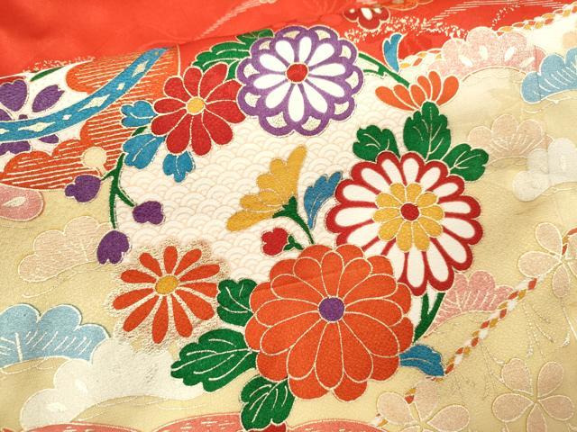 平和屋着物[]七五三　女の子　３歳　祝着　三つ身　駒刺繍　鈴舞蝶花文　金彩　逸品　CAAZ7009ze