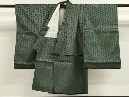 平和屋着物[]七五三　男の子　祝着・羽織・袴セット　刺繍　兜　老竹色　暈し染め　金銀彩　逸品　CAAZ7016ze