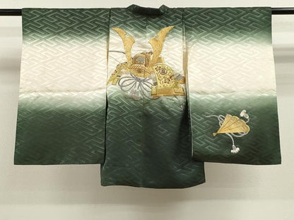 平和屋着物[]七五三　男の子　祝着・羽織・袴セット　刺繍　兜　老竹色　暈し染め　金銀彩　逸品　CAAZ7016ze