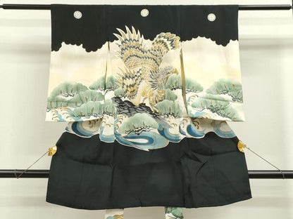 平和屋着物[]お宮参り　男の子　祝着　産着　初着　のしめ　手描き　刺繍　鷹　立波松文　金彩　逸品　CAAZ7065ze