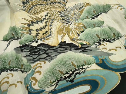 平和屋着物[]お宮参り　男の子　祝着　産着　初着　のしめ　手描き　刺繍　鷹　立波松文　金彩　逸品　CAAZ7065ze