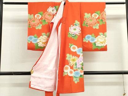 平和屋着物[]お宮参り　女の子　祝着　産着　初着　のしめ　駒刺繍　孔雀草花文　金彩　逸品　CAAZ7072ze