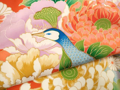 平和屋着物[]お宮参り　女の子　祝着　産着　初着　のしめ　駒刺繍　孔雀草花文　金彩　逸品　CAAZ7072ze