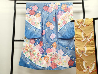 平和屋着物[]七五三　女の子　７歳　祝着　四つ身　袋帯セット　刺繍　鈴　舞花文　金彩　洗える着物　CAAZ7088ze