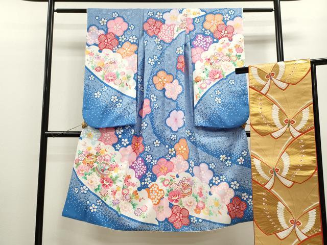 平和屋着物[]七五三　女の子　７歳　祝着　四つ身　袋帯セット　刺繍　鈴　舞花文　金彩　洗える着物　CAAZ7088ze