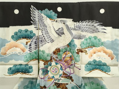 平和屋着物[]お宮参り　男の子　祝着　産着　初着　のしめ　駒刺繍　鷹　鼓松文　銀彩　逸品　CAAZ7109ze