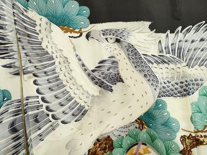 平和屋着物[]お宮参り　男の子　祝着　産着　初着　のしめ　駒刺繍　鷹　鼓松文　銀彩　逸品　CAAZ7109ze