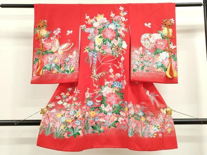 平和屋着物[]お宮参り　女の子　祝着　産着　初着　のしめ　花車　鈴舞蝶花文　金彩　逸品　CAAZ7110ze