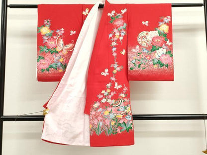 平和屋着物[]お宮参り　女の子　祝着　産着　初着　のしめ　花車　鈴舞蝶花文　金彩　逸品　CAAZ7110ze