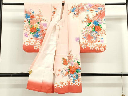 平和屋着物[]お宮参り　女の子　祝着　産着　初着　のしめ　駒刺繍　陶器花文　金彩　逸品　CAAZ7112ze