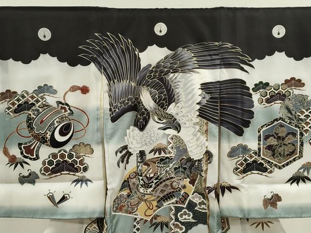 平和屋着物[]お宮参り　男の子　祝着　産着　初着　のしめ　鷹　兜　吉祥笠松文　暈し染め　金彩　逸品　CAAZ7127ze