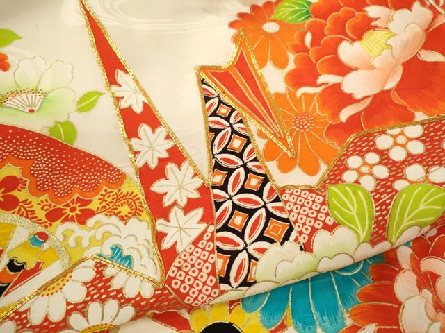 平和屋着物[]お宮参り　女の子　祝着　産着　初着　のしめ　駒刺繍　折り鶴　片輪車花文　金彩　逸品　CAAZ7128ze